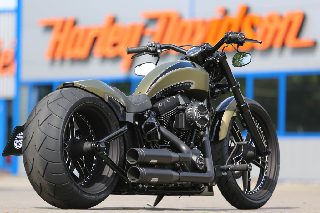 Motorräder / by TRD Press