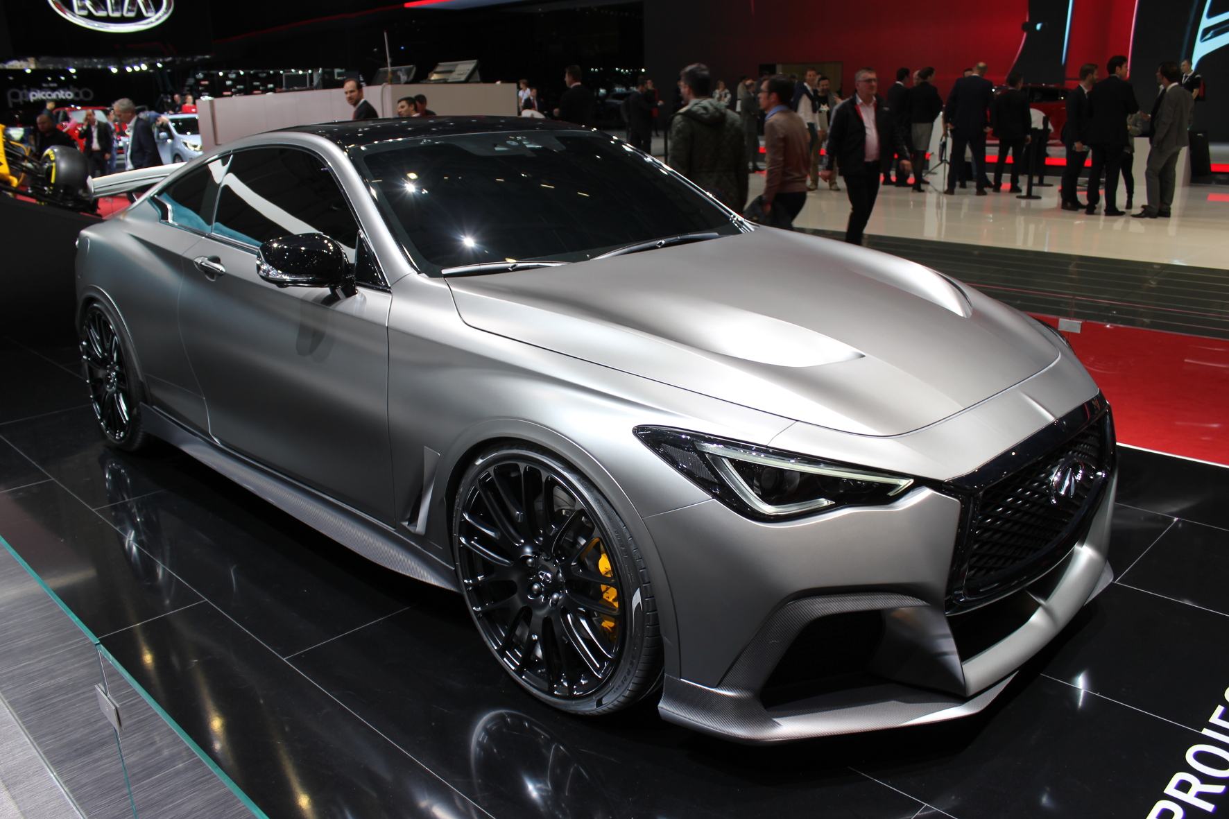 Die technische Zusammenarbeit von Infiniti und Renault Sport soll 2018 einen fahrbaren Prototypen des Project Black S hervorbringen. Noch ist der "nur" eine Designstudie. © Thomas Schneider / mid TRD