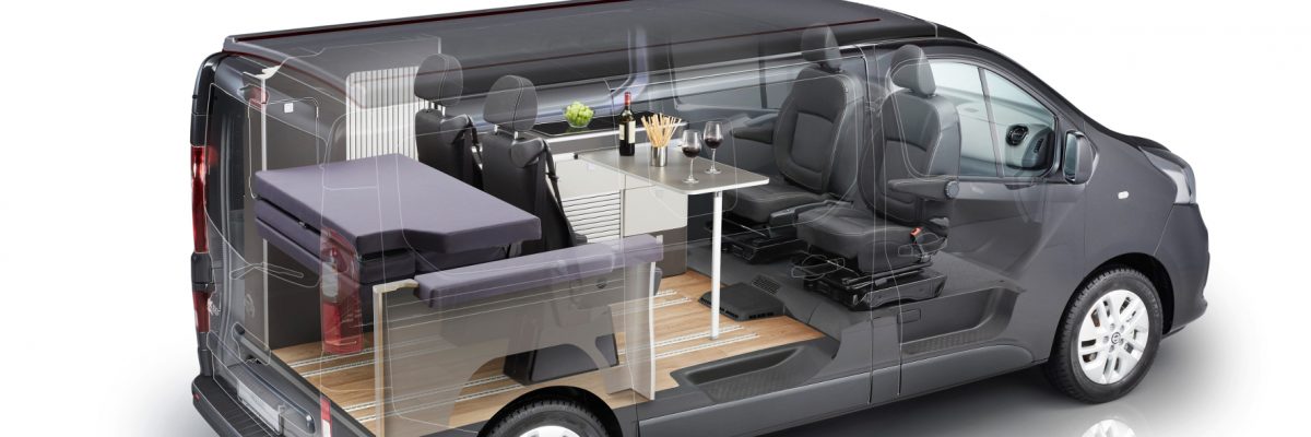Nissan NV300 Reisemobil Michelangelo von der Seite