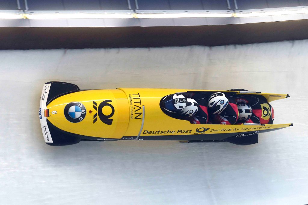 Vier Mann in einem Bob: Beim Kampf um Tausendstelsekunden spielt die Aerodynamik im Eiskanal eine entscheidende Rolle. © BMW/TRDmobil