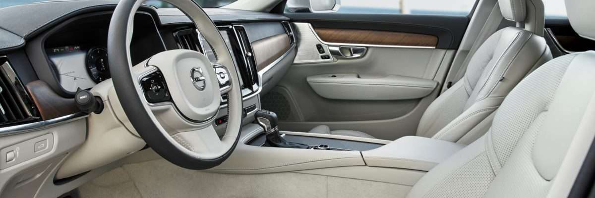 Attraktiver Arbeitsplatz: Dank feiner Materialien und guter Verarbeitung ist das Cockpit eine Wohlfühl-Oase. © Volvo /TRD Blog