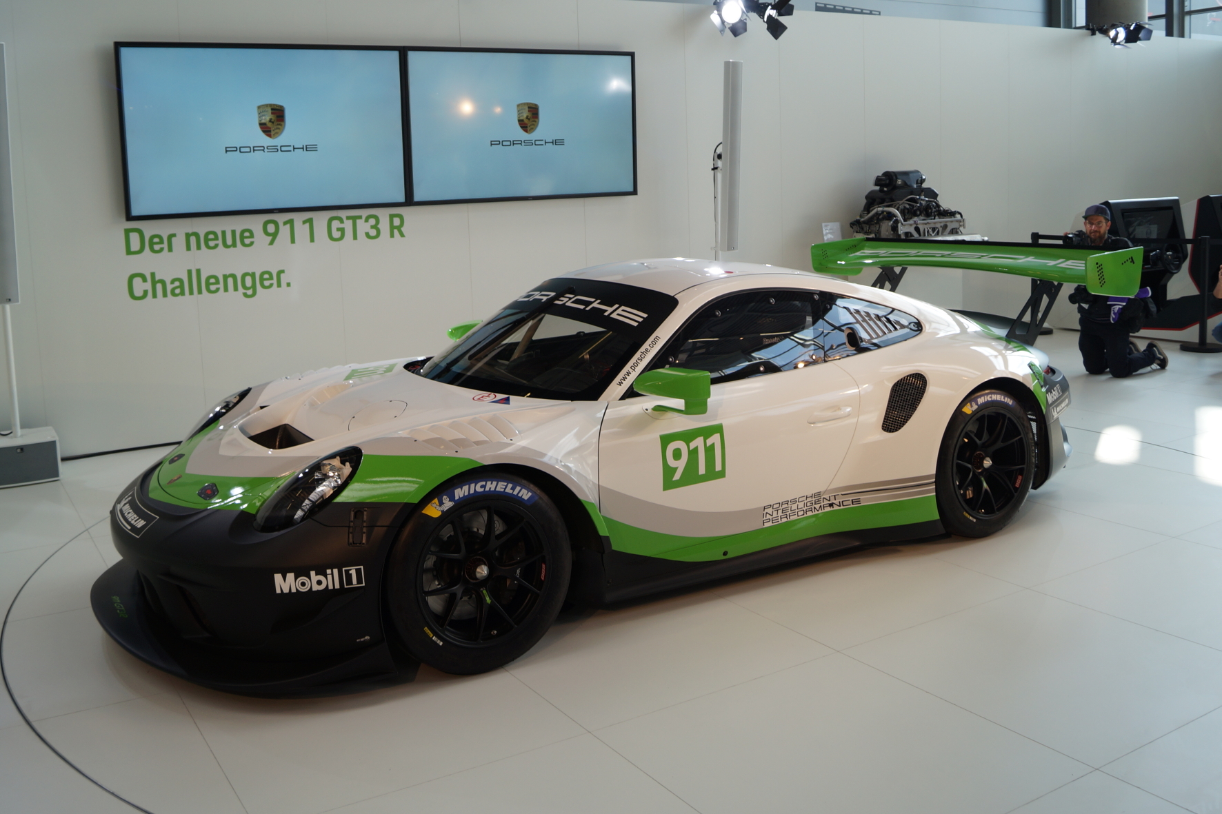 Porsche 911 GTR3 Rennsport 2