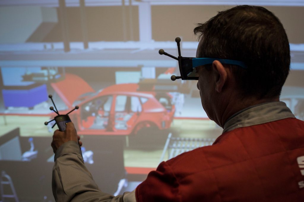 - Auto-Designer bekommen besseren Durchblick dank 3D-Brille und virtueller Darstellung von Realität.© Seat/TRD Technik