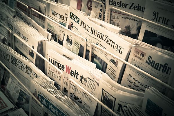 Gedruckt oder digital: Zeitungen werden gerne gelesen. © MichaelGaida / pixabay.com / TRD Marketing und Werbung