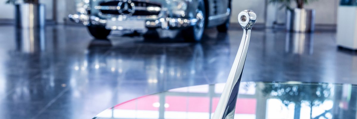 nnenspiegelfuß der Mercedes-Benz Baureihe 198 (