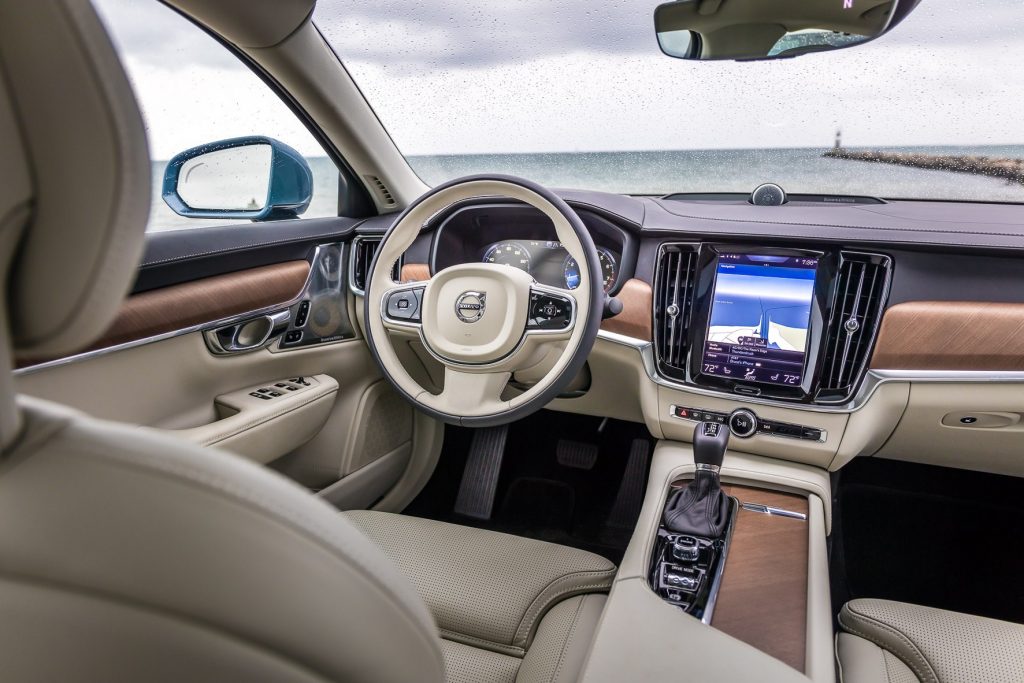 New Volvo S90, location