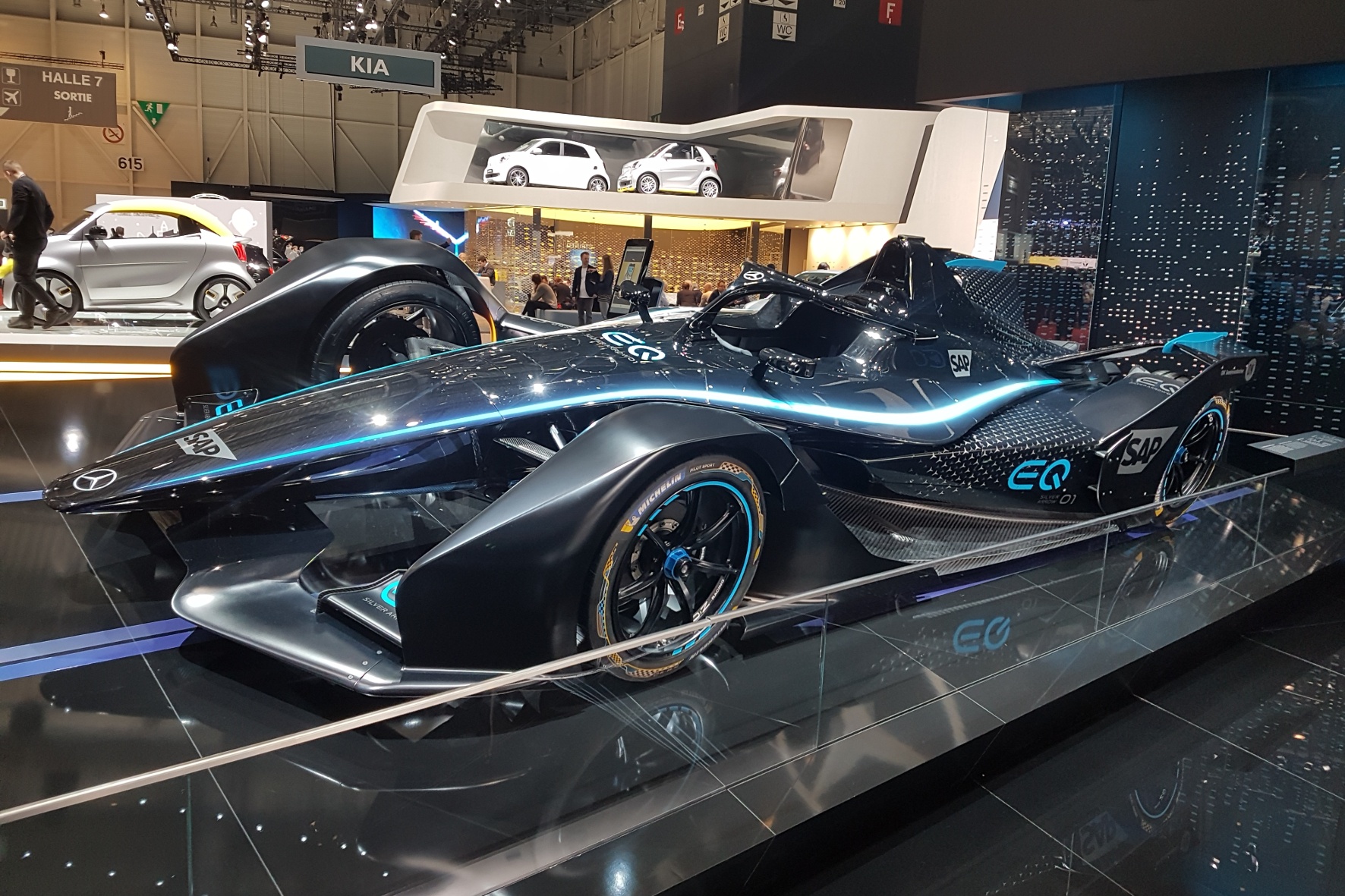 Mercedes präsentiert auf dem Genfer Automobilsalon