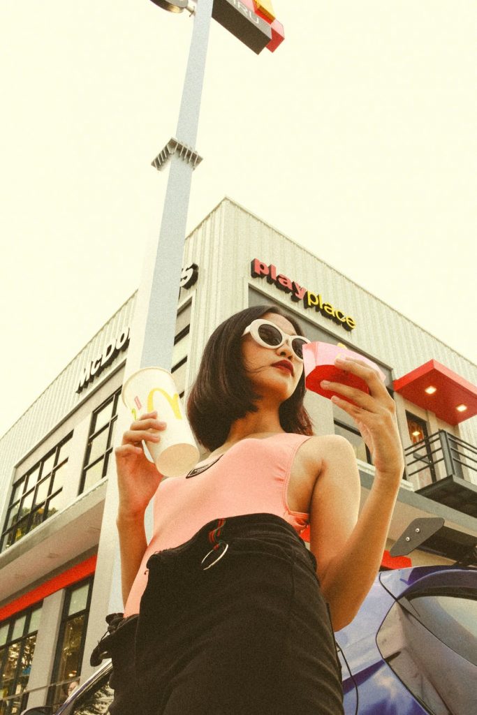 Frau auf der Straße