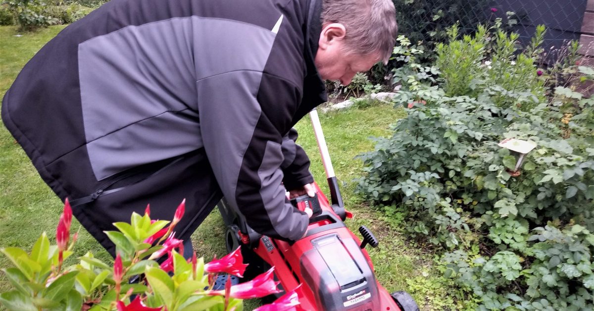 Ob Rasenpflege oder Laub fegen. Im Garten ist immer viel zu tun.