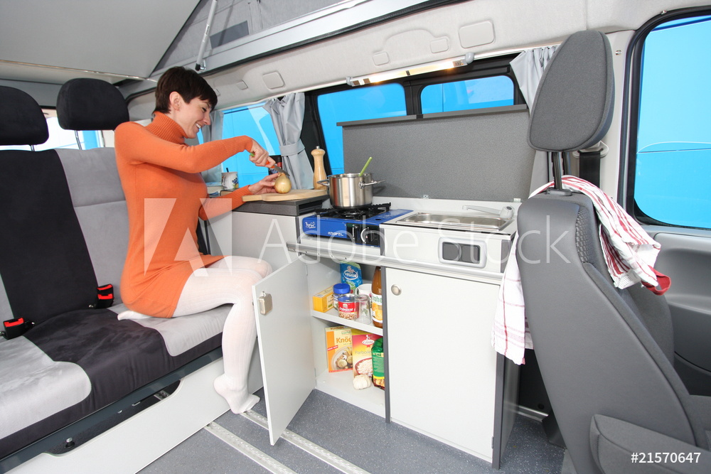 Reisemobil Küche im TRD Pressedienst