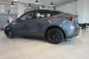 Tesla 3 TRD mobil