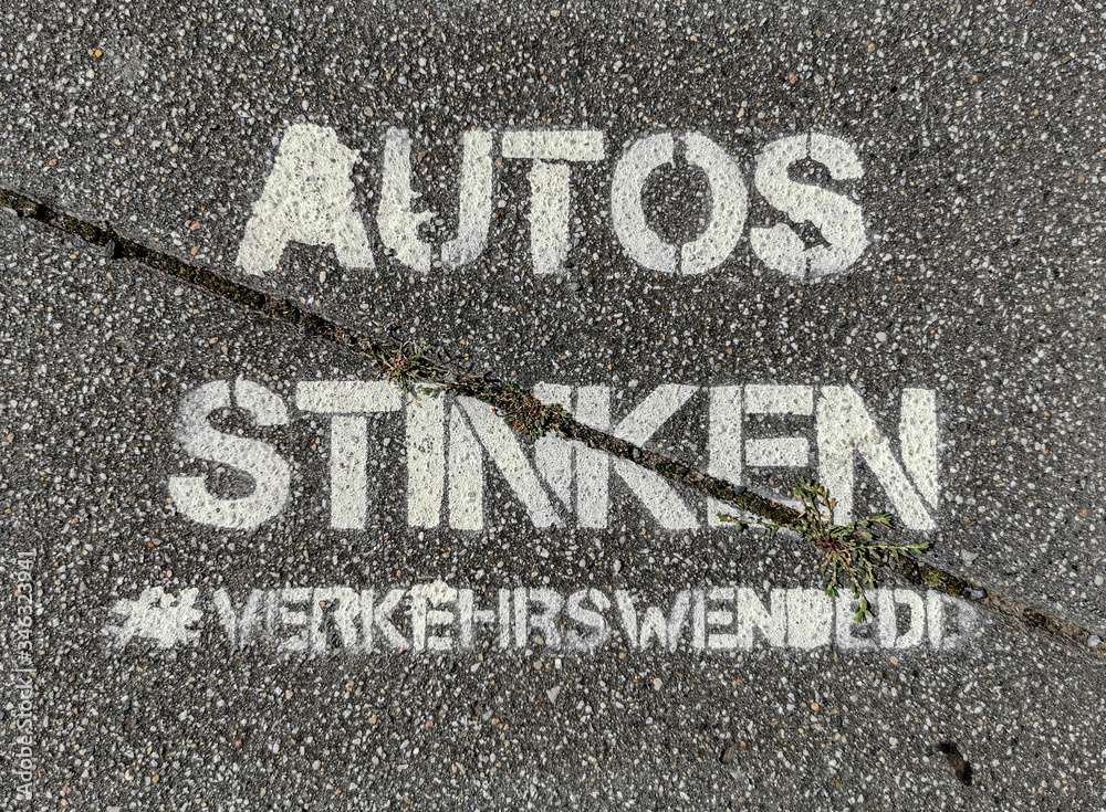 "Autos stinken - #Verkehrswende"